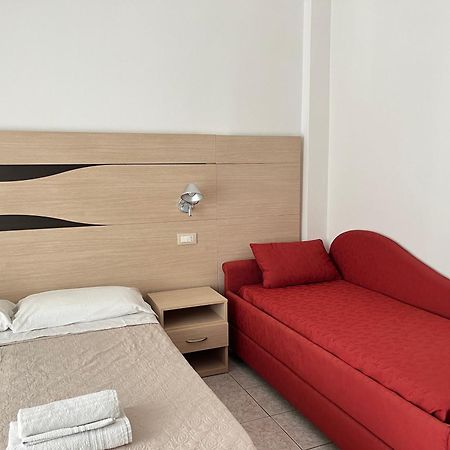 Hotel Rosen Garden Milano Marittima Luaran gambar