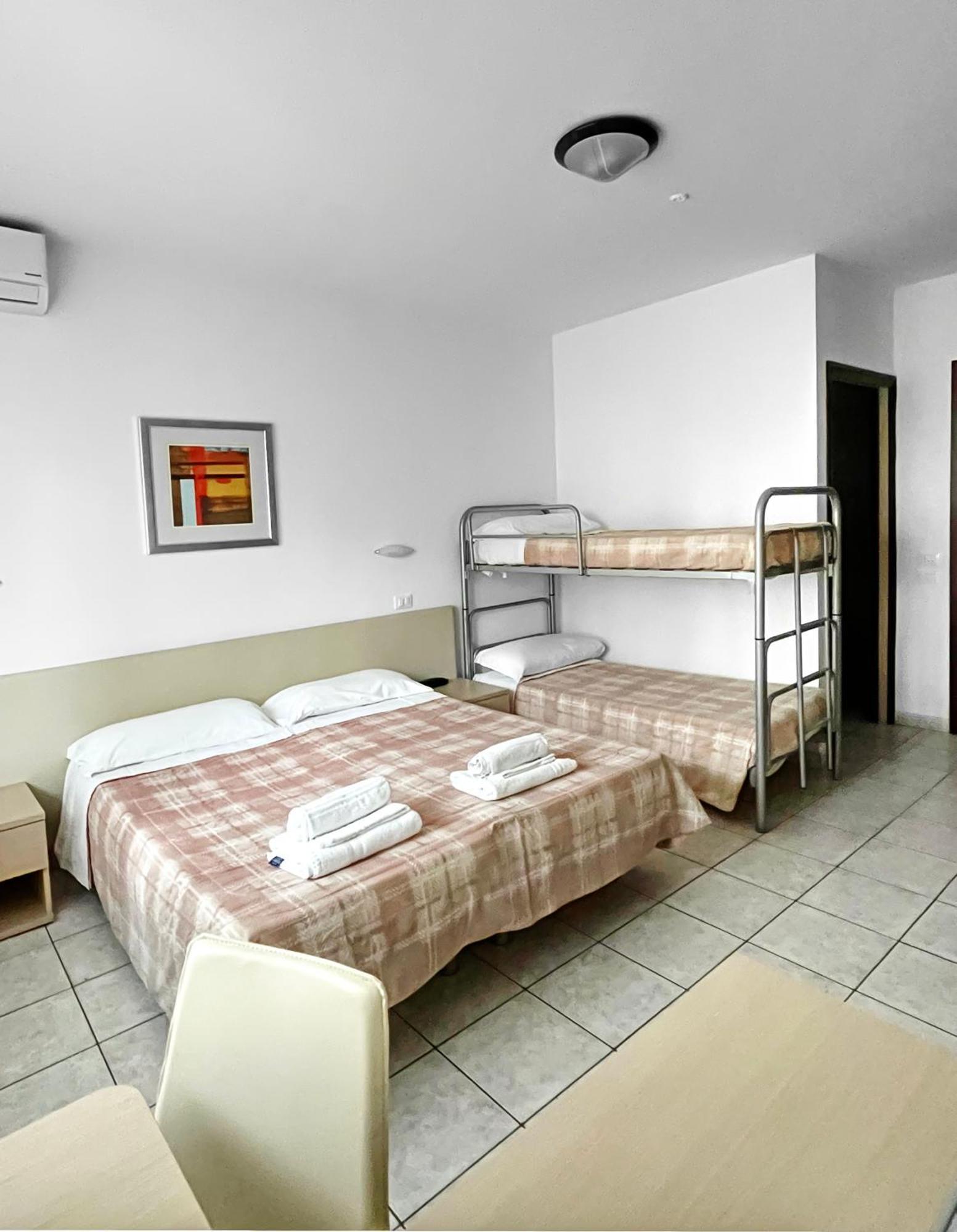 Hotel Rosen Garden Milano Marittima Luaran gambar