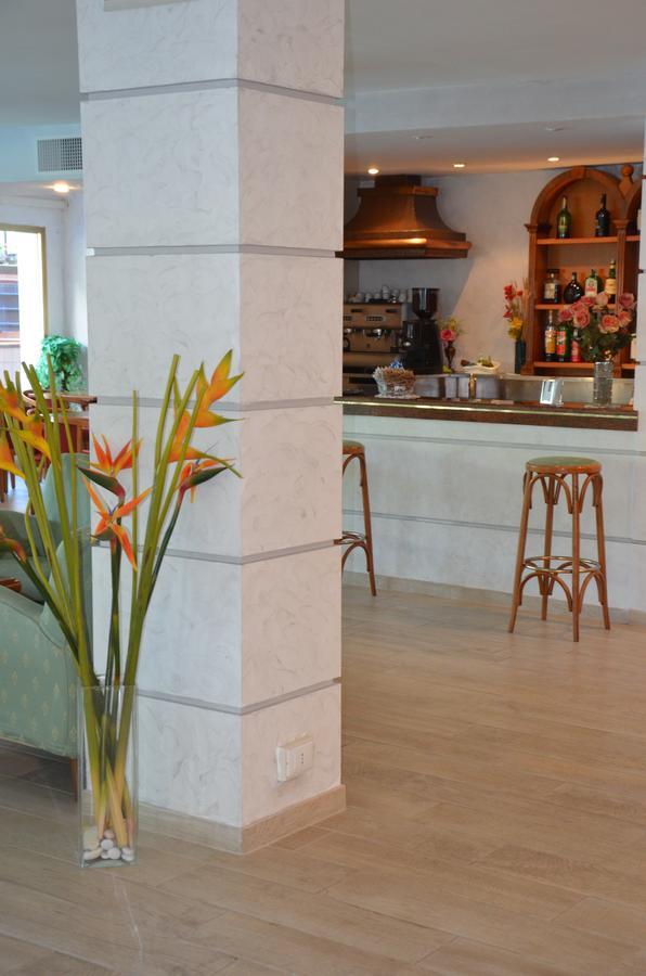 Hotel Rosen Garden Milano Marittima Luaran gambar