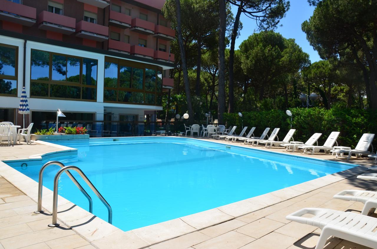 Hotel Rosen Garden Milano Marittima Luaran gambar