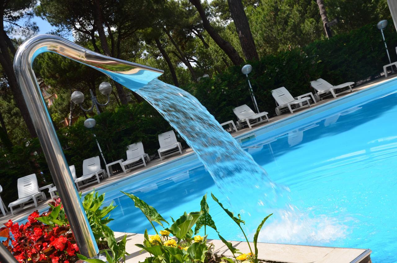 Hotel Rosen Garden Milano Marittima Luaran gambar